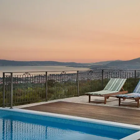 Holiday home Seven Gems