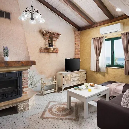 Seven Gems Holiday home *